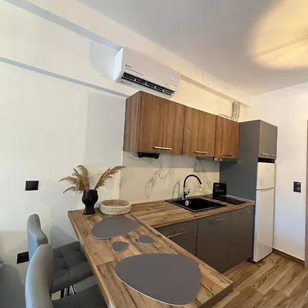 Pinelopi Family Apartment