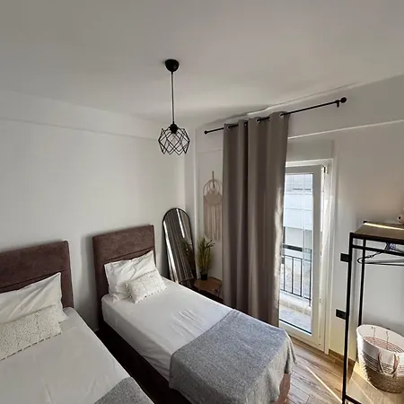 Pinelopi Family Apartment